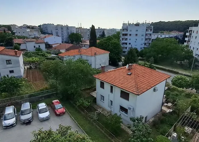 Apartment Greenline Pula